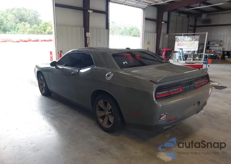 2018 Dodge Challenger Sxt из США, поврежденный, VIN 2C3CDZAGXJH334488